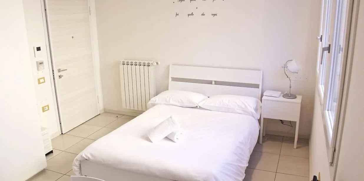 بولونيا City House Sant'Orsola 3*,