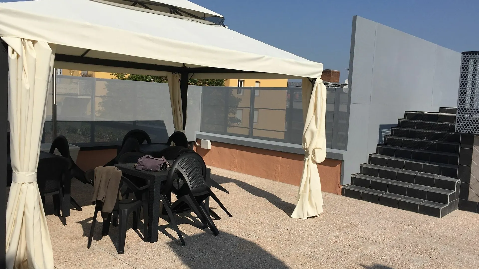 *** شقة فندقية بولونيا City House Sant'Orsola إيطاليا