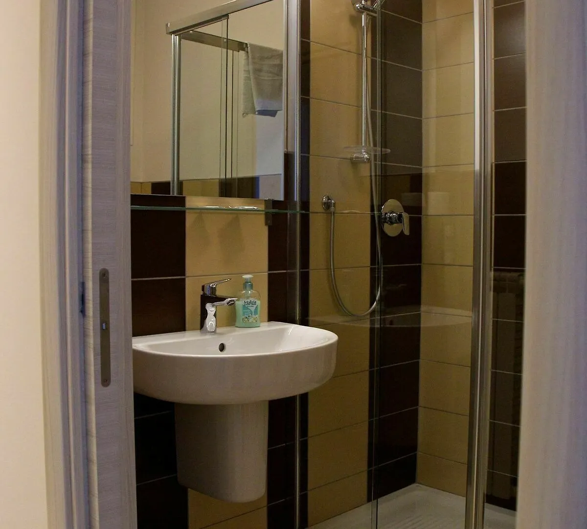 بولونيا City House Sant'Orsola 3*,  إيطاليا